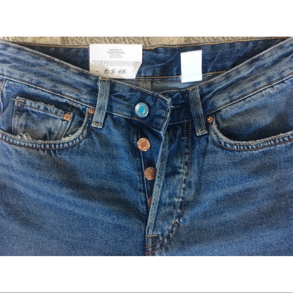 SOLD NWT High Waist Vintage Fit - Picture 4 of 8